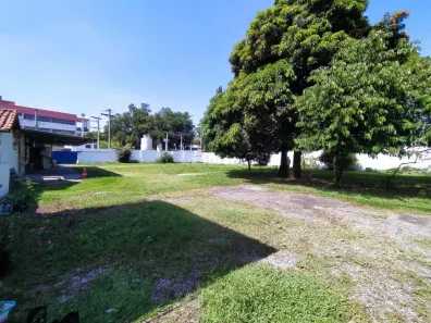 à venda, 1620m² no Vila Pinheiro, Jacareí