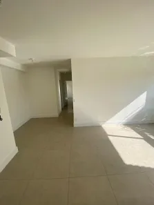 Apartamento com 3 Quartos para alugar, 77m² no Navegantes, Porto Alegre