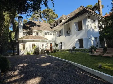 Prédio Residencial com 17 Quartos à venda, 800m² no Vila Suzana, Canela