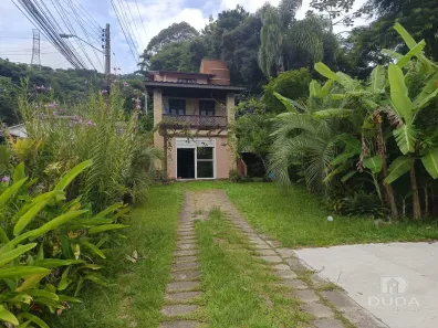 Casa com 4 Quartos à venda, 257m² no Córrego Grande, Florianópolis