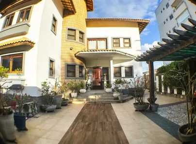 Casa com 7 Quartos à venda, 500m² no Itapuã, Salvador