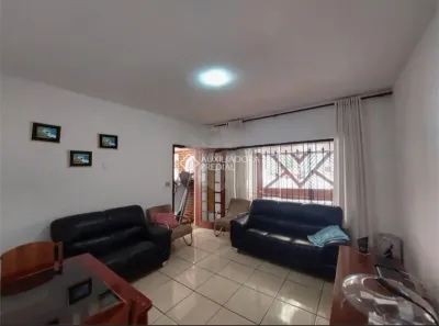 Casa com 5 Quartos à venda, 199m² no Centro, Diadema