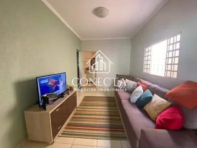 Casa com 2 Quartos à venda, 150m² no Granada, Uberlândia