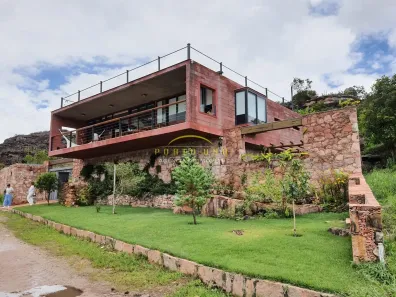 Casa com 3 Quartos à venda, 750m² no Centro, Mucugê