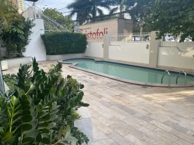Apartamento com 4 Quartos para alugar, 255m² no Agronômica, Florianópolis
