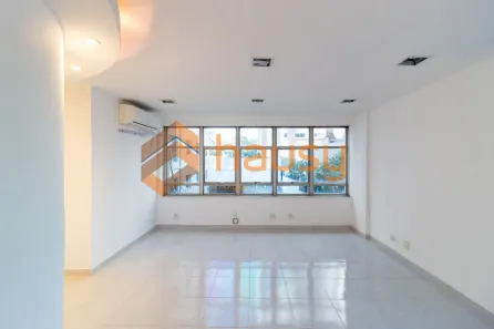 Sala Comercial à venda, 48m² no Santo Amaro, São Paulo