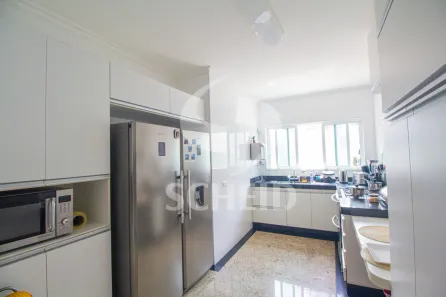 Sobrado com 4 Quartos à venda, 261m² no Jardim Prudência, São Paulo