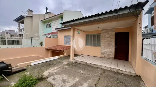 Casa com 2 Quartos à venda, 99m² no Nossa Senhora Medianeira, Santa Maria