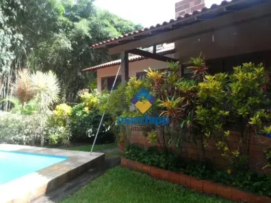 Casa de Condomínio com 4 Quartos à venda, 220m² no Sapê, Niterói