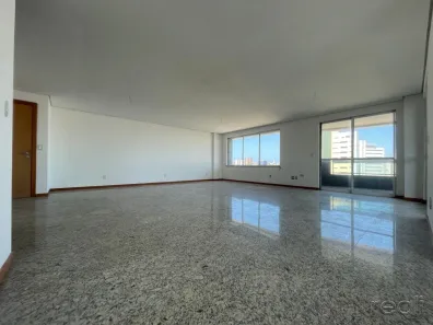 Apartamento com 3 Quartos à venda, 192m² no Meireles, Fortaleza
