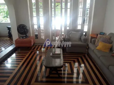 Casa com 5 Quartos à venda, 500m² no Urca, Rio de Janeiro