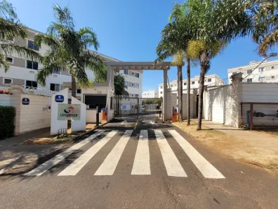 Apartamento com 2 Quartos à venda, 43m² no Chácaras Tubalina e Quartel, Uberlândia