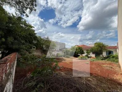 Lote/Terreno à venda, 300m² no Jardim América, Maringá