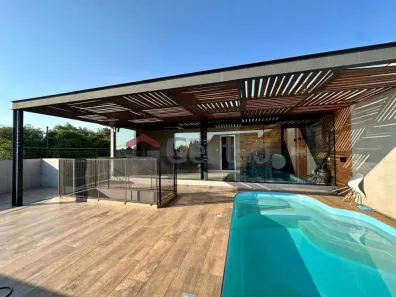 Sobrado com 4 Quartos à venda, 360m² no Parque Amador, Esteio