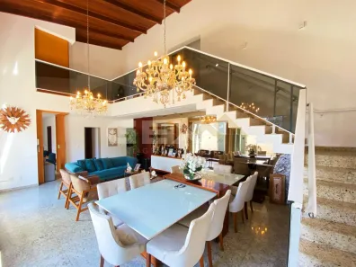 Casa com 3 Quartos à venda, 360m² no Santa Clara, Divinópolis