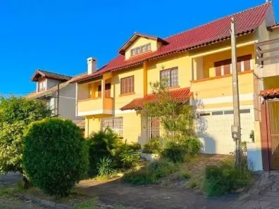 Casa com 3 Quartos à venda, 320m² no Espírito Santo, Porto Alegre