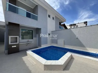 Casa com 3 Quartos à venda, 135m² no Tupi, Praia Grande