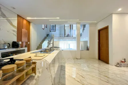 Sobrado com 5 Quartos à venda, 270m² no Vila Arcádia, São Paulo