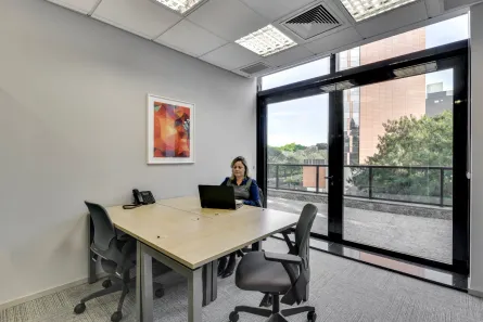 Sala Comercial para alugar, 8m² no Cambuí, Campinas
