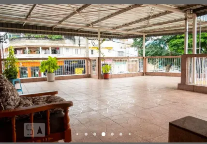 Sobrado com 3 Quartos à venda, 200m² no Parque Boturussu, São Paulo