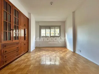 Apartamento com 3 Quartos para alugar, 105m² no Centro Histórico, Porto Alegre