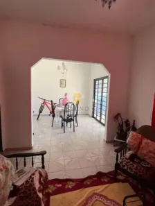 Sobrado com 4 Quartos à venda, 200m² no Parque Cuiabá, Cuiabá