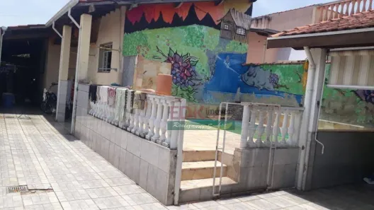 Casa com 3 Quartos à venda, 170m² no Alto São Pedro, Taubaté
