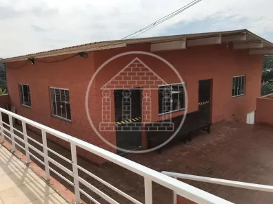 Fazenda/Sítio com 6 Quartos à venda, 500m² no Parque Florestal, São Paulo