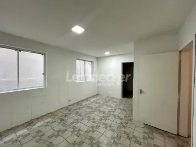 Kitnet com 1 Quarto para alugar, 33m² no Petrópolis, Porto Alegre