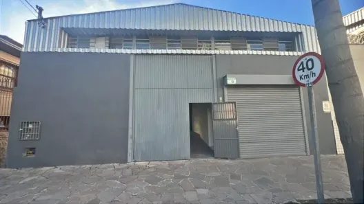 Galpão/Depósito/Armazém para alugar, 290m² no Madureira, Caxias do Sul