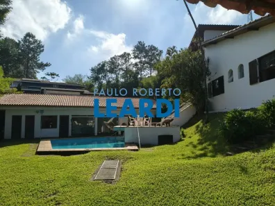 Casa de Condomínio com 4 Quartos para alugar, 1800m² no Colinas de São Fernando, Cotia