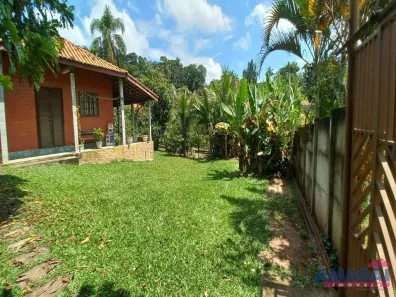 Fazenda/Sítio com 2 Quartos à venda, 130m² no Chácaras Rurais Guararema, Jacareí