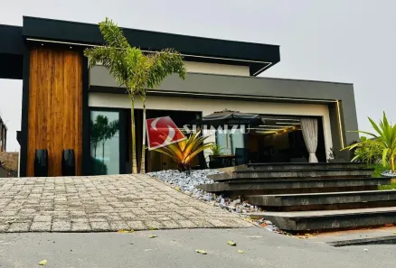 Casa de Condomínio com 5 Quartos à venda, 222m² no Centro, Porto Rico