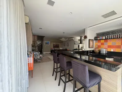 Casa de Condomínio com 3 Quartos à venda, 271m² no América, Joinville