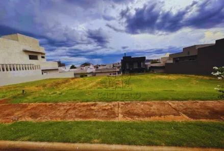 Lote/Terreno à venda, 258m² no Conjunto Habitacional Alexandre Urbanas, Londrina
