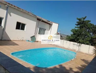 Fazenda/Sítio com 3 Quartos à venda, 700m² no Loteamento Chácaras Ingrid, Taubaté