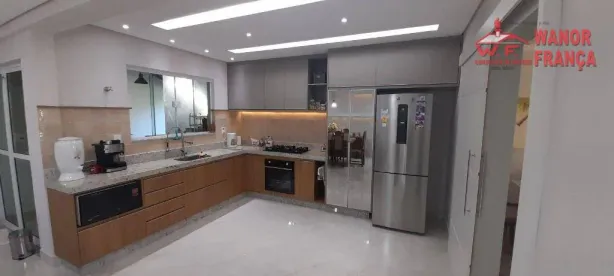 Casa com 3 Quartos à venda, 260m² no Vila Indiana, Guaratinguetá