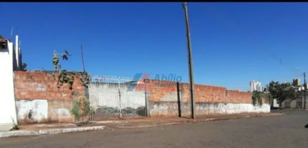 Lote/Terreno com 1 Quarto à venda, 1m² no Califórnia, Londrina