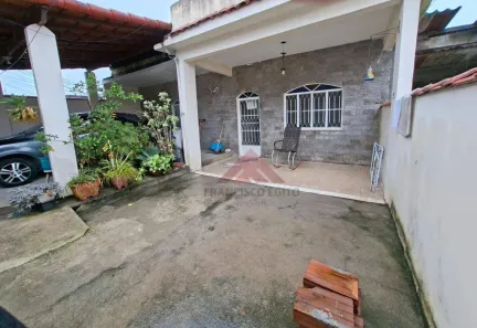 Casa com 2 Quartos à venda, 83m² no Lindo Parque, São Gonçalo