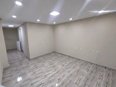 Casa com 2 Quartos para alugar, 70m² no Jardim São Pedro, Barueri