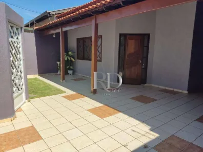Casa com 5 Quartos à venda, 180m² no Parque Residencial Joaquim Toledo Piza, Londrina