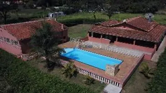 Fazenda/Sítio com 9 Quartos para alugar, 500m² no Estância Balneária Concórdia Prolongamento, São Carlos