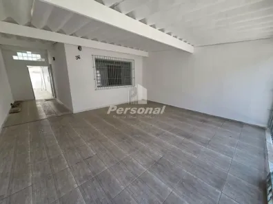 Sobrado com 4 Quartos para alugar, 200m² no Centro, Taubaté