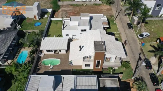 Casa com 3 Quartos à venda, 232m² no Cachoeira do Bom Jesus, Florianópolis