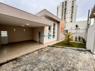 Casa com 3 Quartos à venda, 135m² no Vila Viotto, Jundiaí