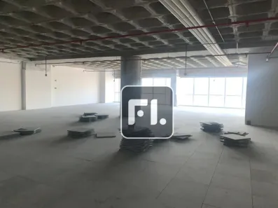 Sala Comercial para alugar, 332m² no Green Valley Alphaville, Barueri