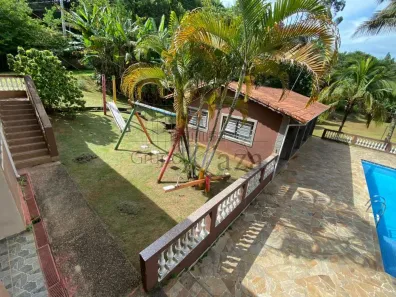 Fazenda/Sítio com 4 Quartos à venda, 452m² no Parque Interlagos, São José dos Campos