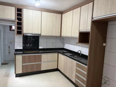 Casa com 3 Quartos para alugar, 120m² no Saguaçu, Joinville