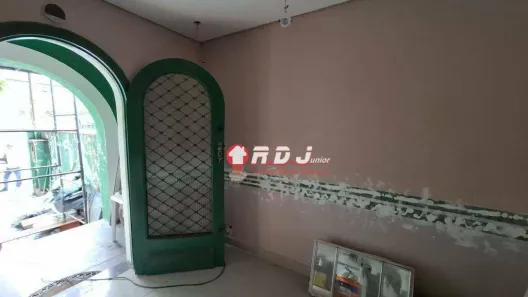 Sobrado com 3 Quartos à venda, 350m² no Pompéia, Santos