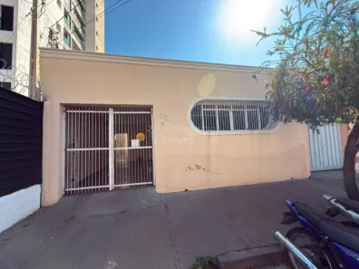Imóvel Comercial com 3 Quartos à venda, 162m² no Centro, Araraquara